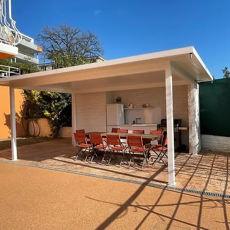 Orange On The Cote D'azur 6br 11pax Ac Private Heated Pool Bbq Mountain View Cagnes-sur-Mer